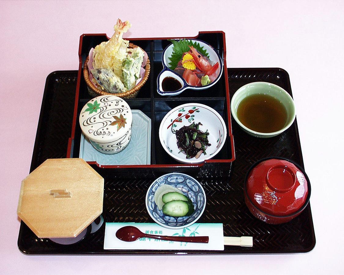 Hotel Kurikarajyuku Tsubata Exteriér fotografie